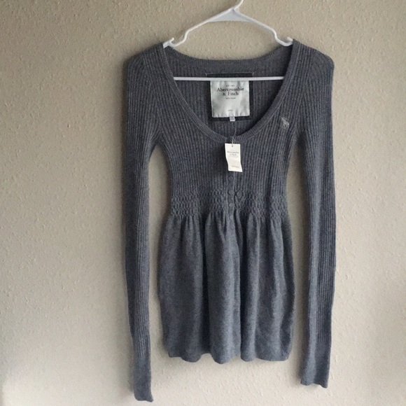 Abercrombie & Fitch Tops - Abercrombie & Fitch sweater shirt